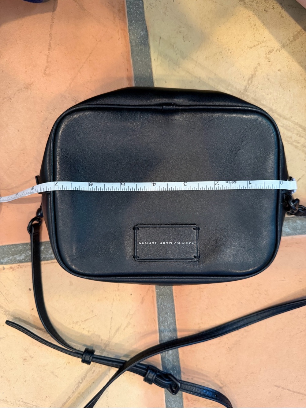 Marc by Marc Jacobs x Disney Alice in Wonderland (2015) crossbody bag - Picture 6 of 8